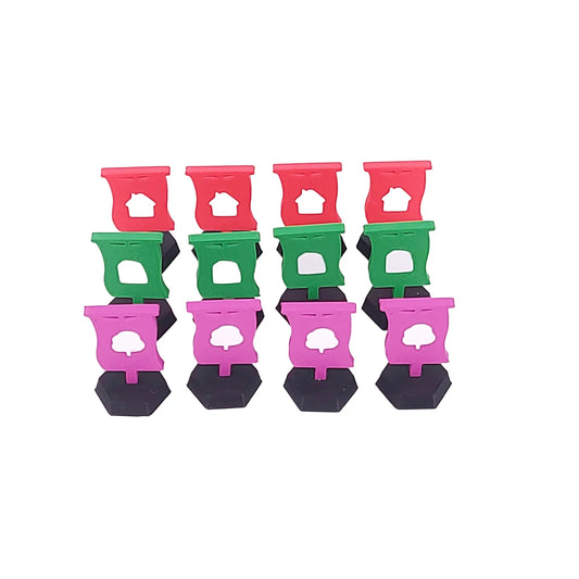 Detailaufnahme der 3D-gedruckten Fahnen für Dorfromantik Sakura