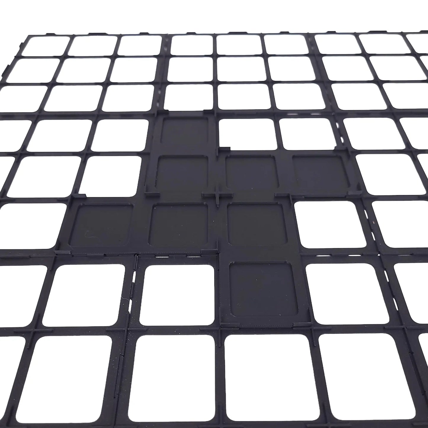 Carcassonne Erweiterung Märkte zu Leipzig – passender Gitteraufsatz für präzise Platzierung der Sonderplättchen