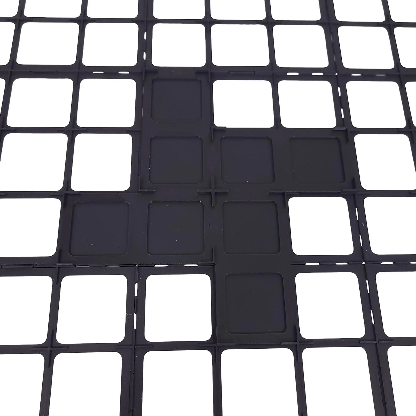 Carcassonne Erweiterung Märkte zu Leipzig – passender Gitteraufsatz für präzise Platzierung der Sonderplättchen