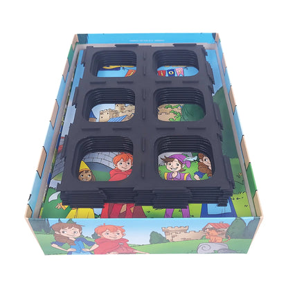 Spielgitter für Carcassonne Junior mit Spielfiguren auf Plättchen, sorgt für Übersicht und Ordnung beim Spielen.