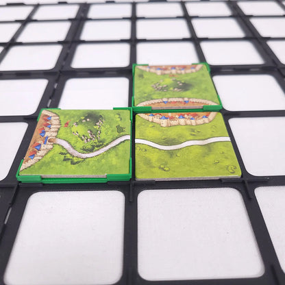 3D-gedruckte Gitteraufsätze für Carcassonne Schafe und Hügel, stabil und flexibel für sicheres Spielen.