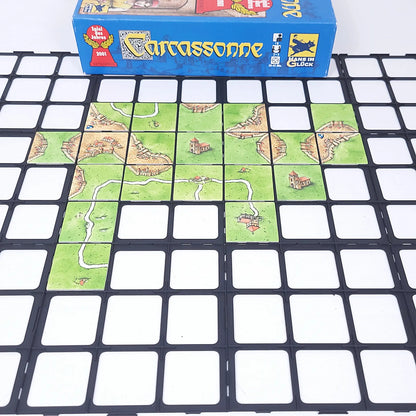3D-gedrucktes Carcassonne-Zubehör: flexibles Spielgitter für mehr Ordnung