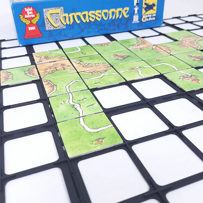 3D-gedrucktes Carcassonne-Zubehör: flexibles Spielgitter für mehr Ordnung