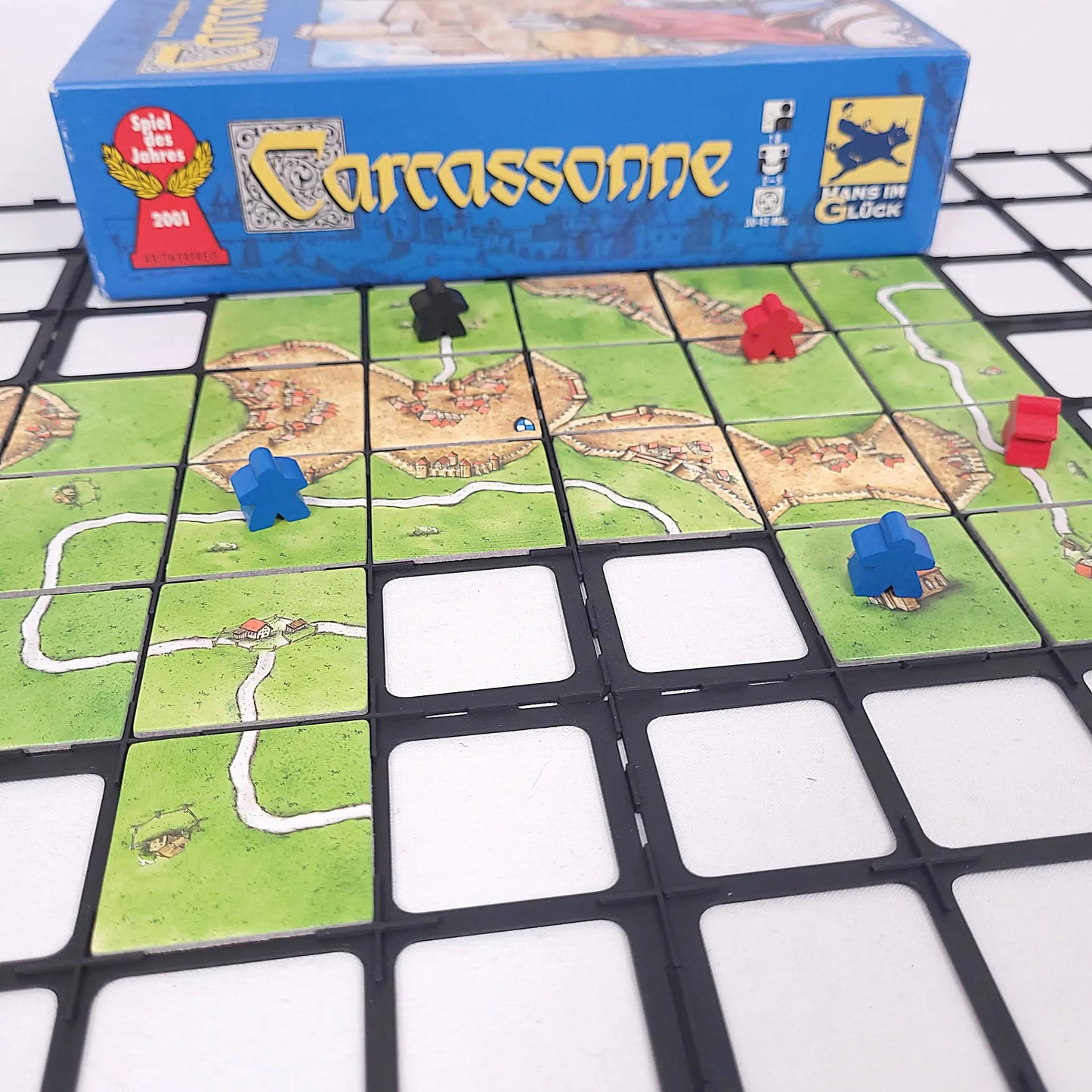 3D-gedrucktes Carcassonne-Zubehör: flexibles Spielgitter für mehr Ordnung