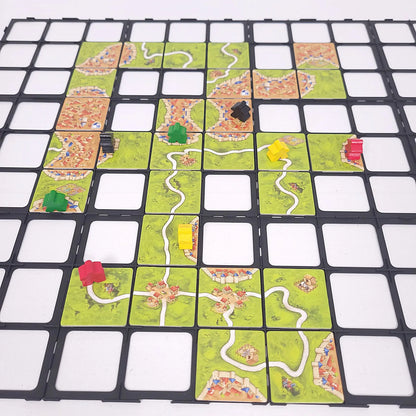 3D-gedrucktes Carcassonne-Zubehör: flexibles Spielgitter für mehr Ordnung