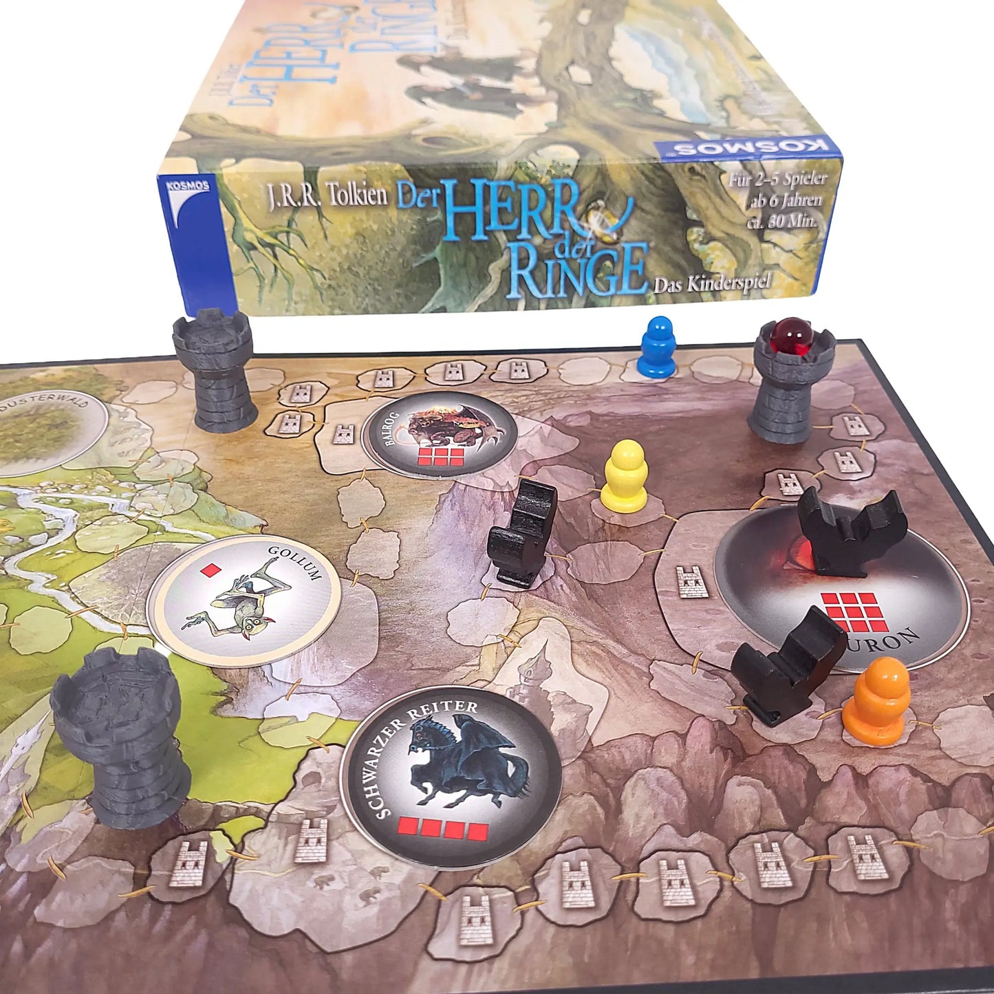 Mehrere Türme als Aufwertungen für das Herr der Ringe Kinderspiel, passend zum Originalbrett