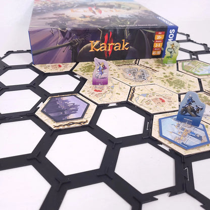 Spielgitter passend für Karak 2, ideal zur stabilen Ablage der sechseckigen Plättchen auf dem Spieltisch.
